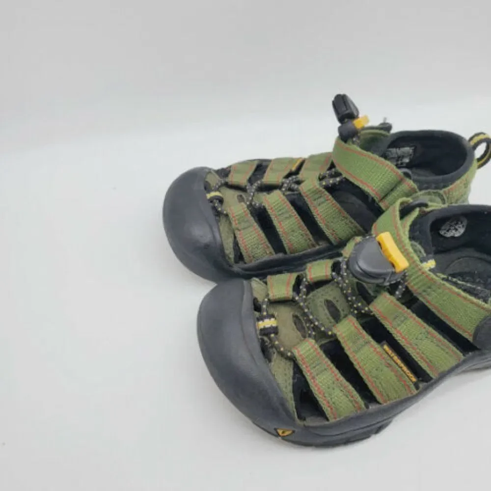 Keen fisherman color size